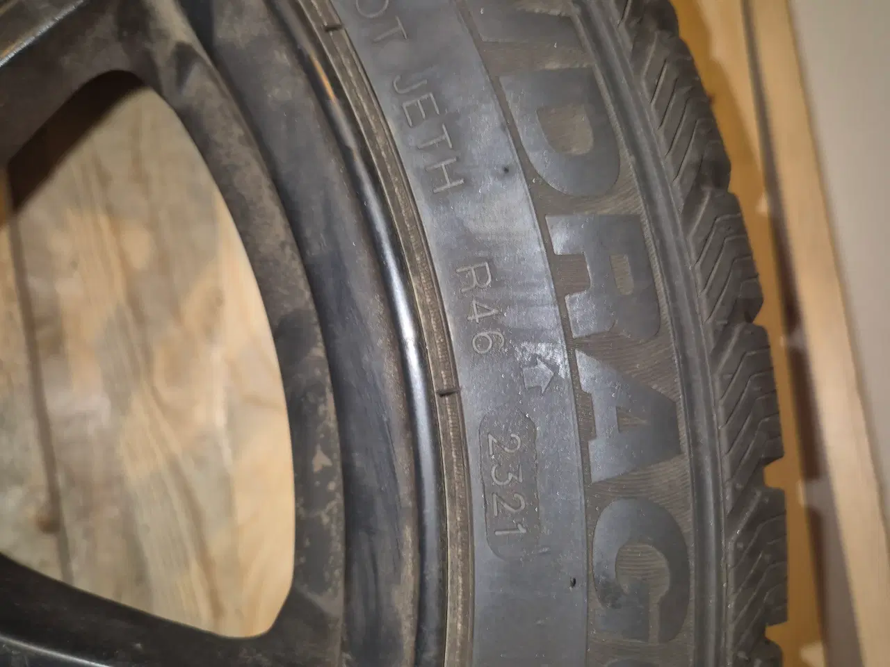 Billede 6 - 225/ 45-17 Vinter Honda