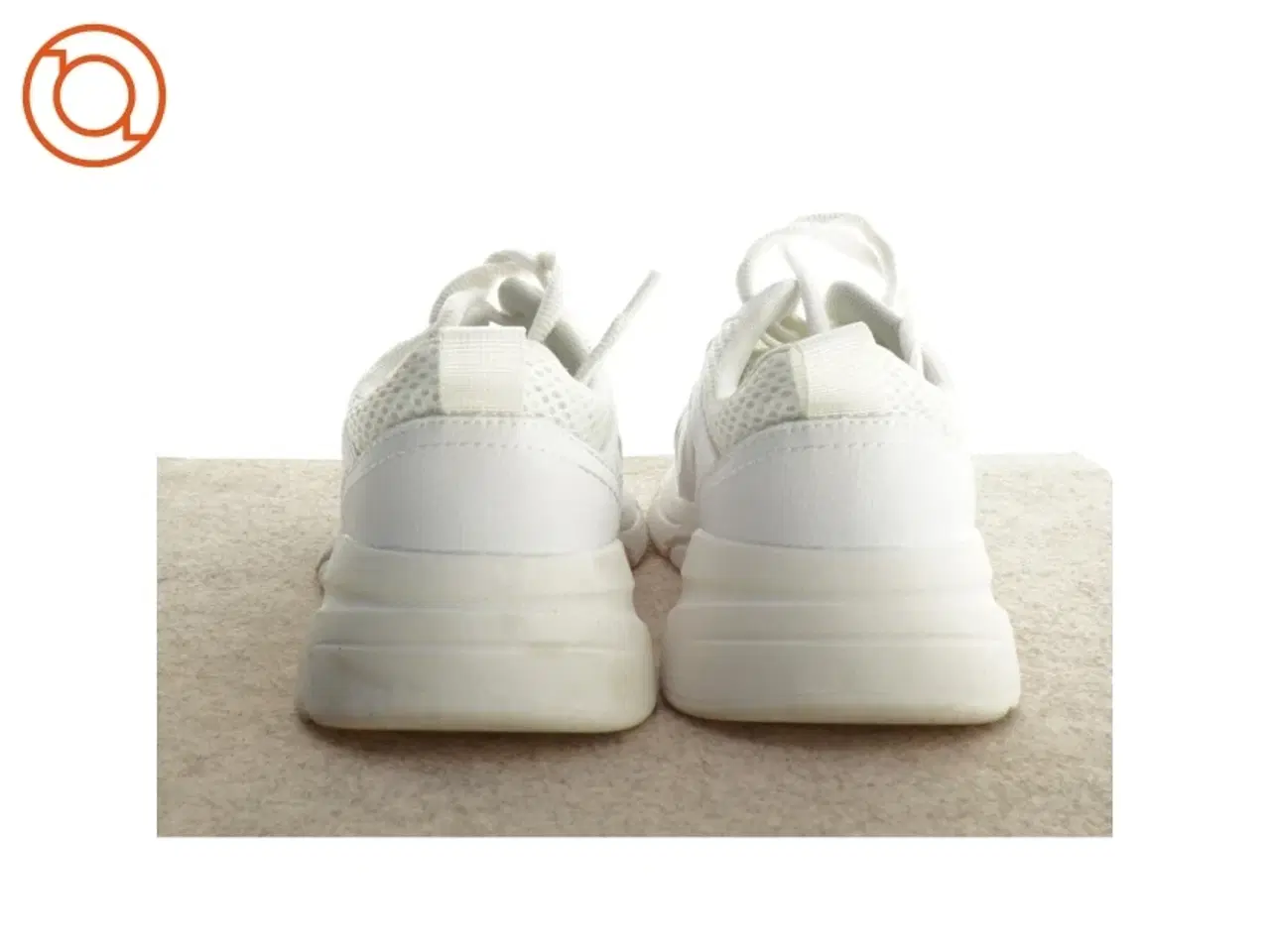 Billede 2 - Sneakers fra H&M (str. 36)
