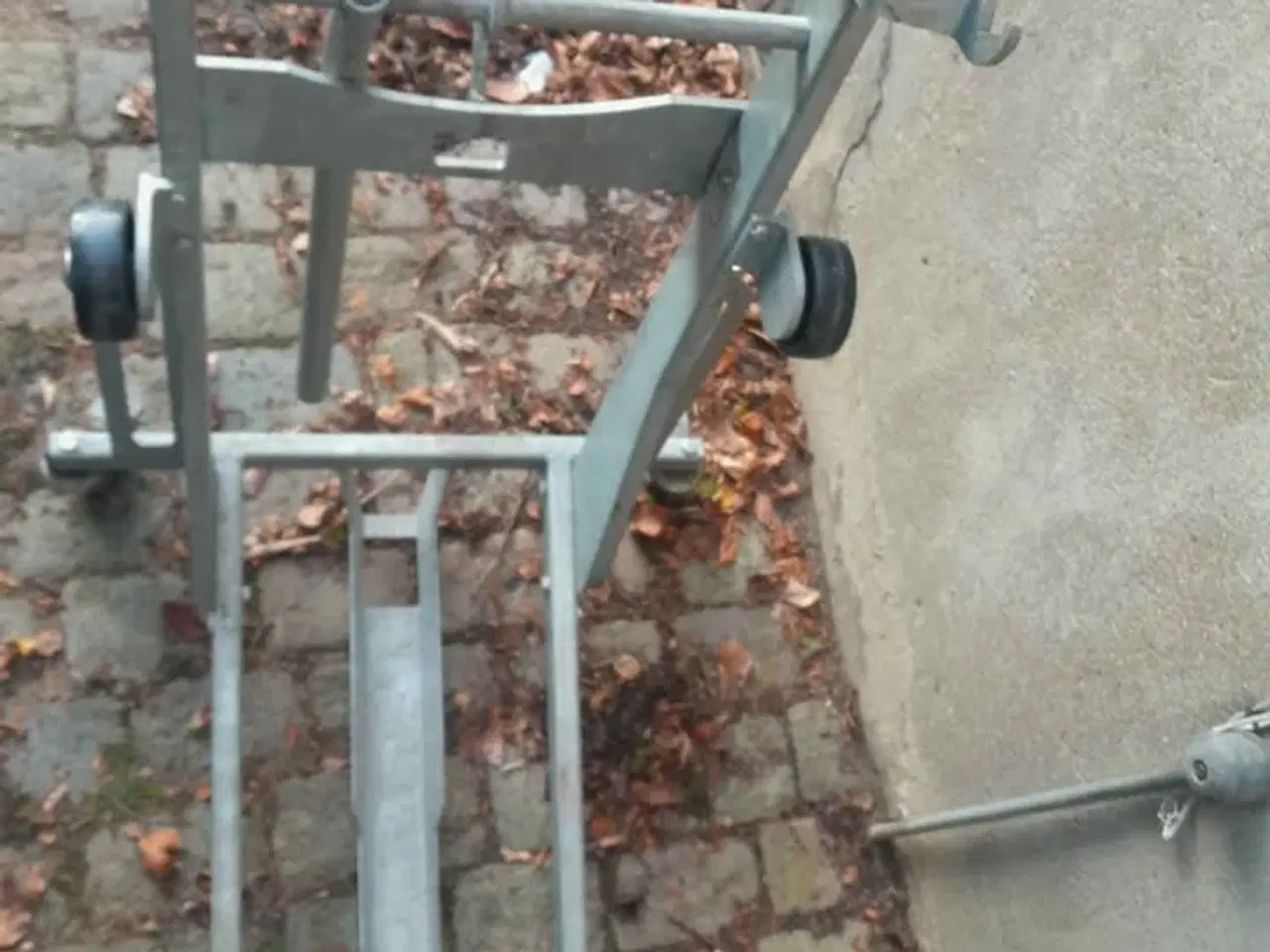 Billede 6 - Stativ og klipper fil Egholm