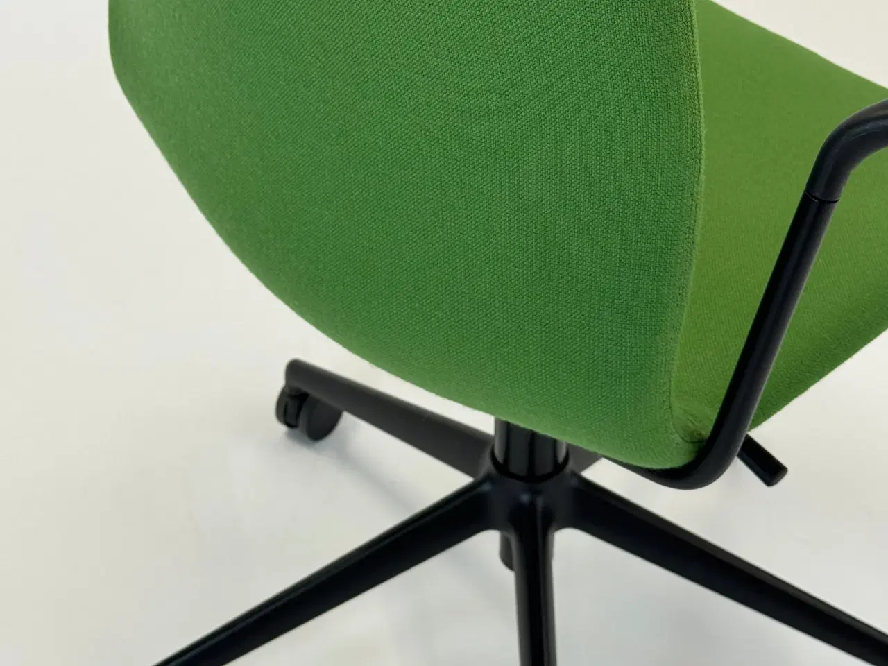 Billede 7 - Savir Design | Gate Reflect Mødestol