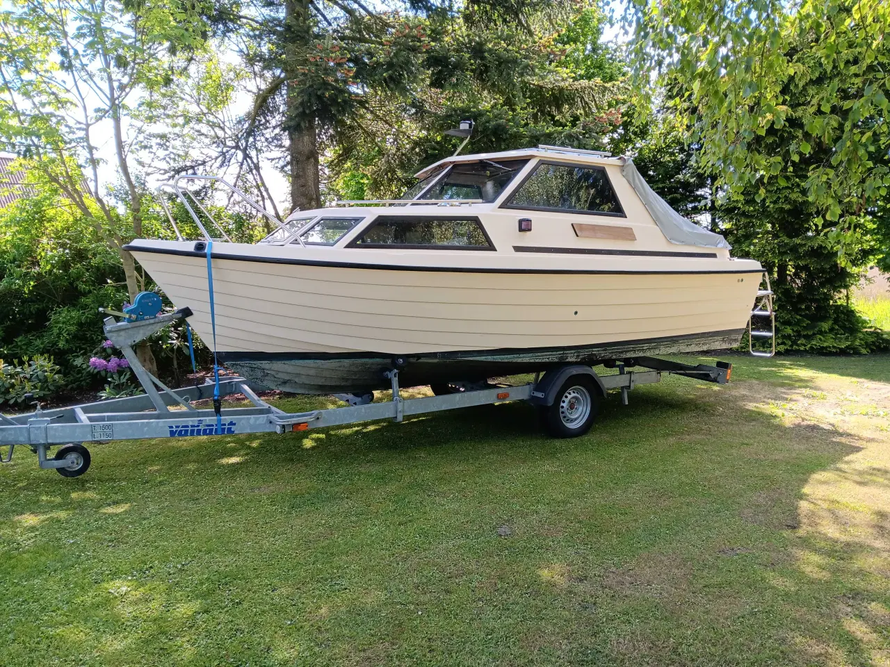 Billede 1 - Uttern 6300