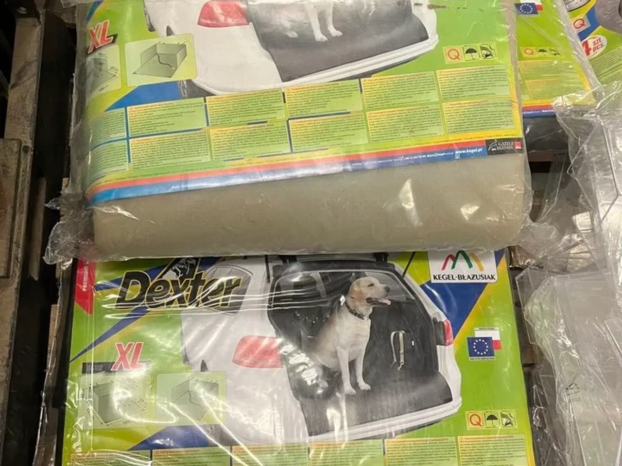 Billede 2 - Dækovertræk, børnesædeovertræk og hundetæppe