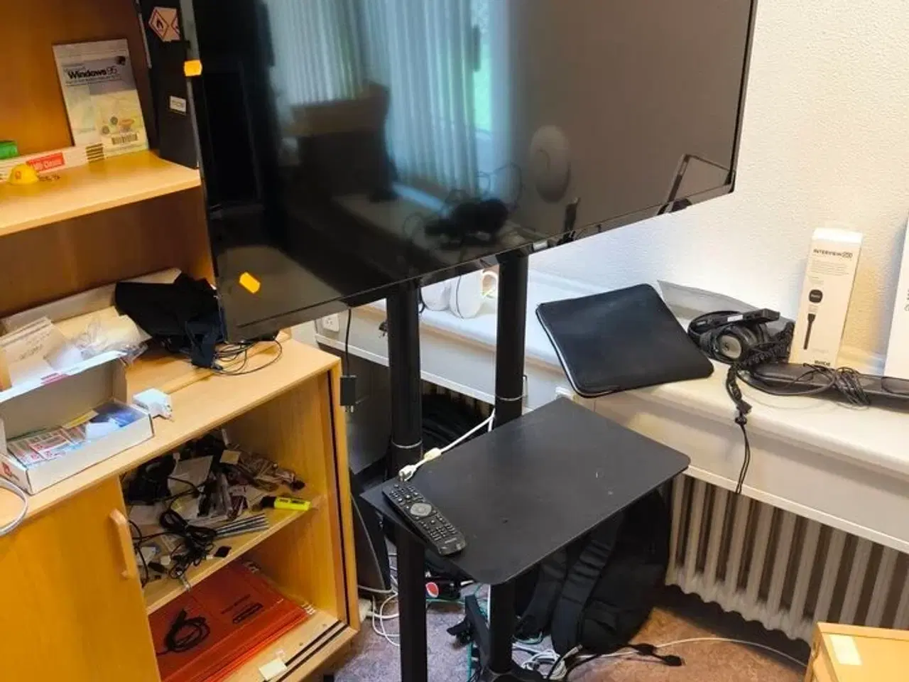 Billede 1 - Fladskærms TV 43" PHILIPS 43PFS5505/12 på stativ