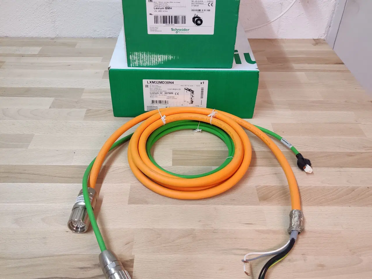 Billede 1 - Schneider Servo Motor/Drev/Kabler