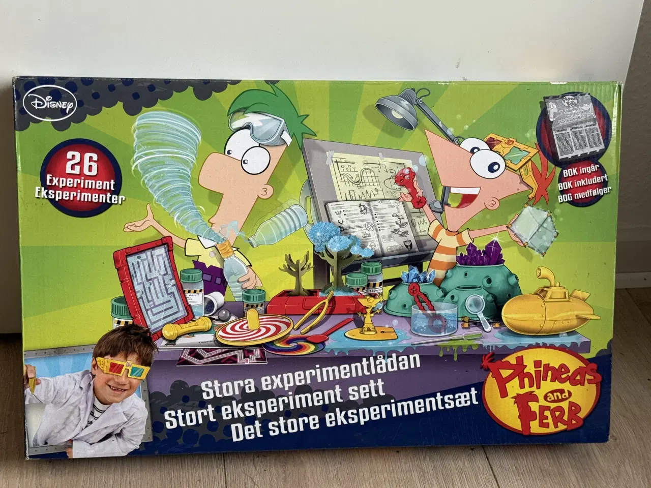 Billede 3 - Disney Phineas og Ferb med 26 eksperimenter