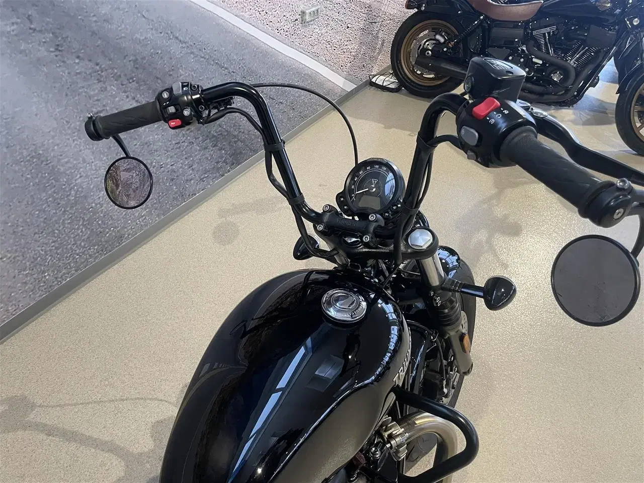 Billede 5 - Triumph Bonneville Bobber Black