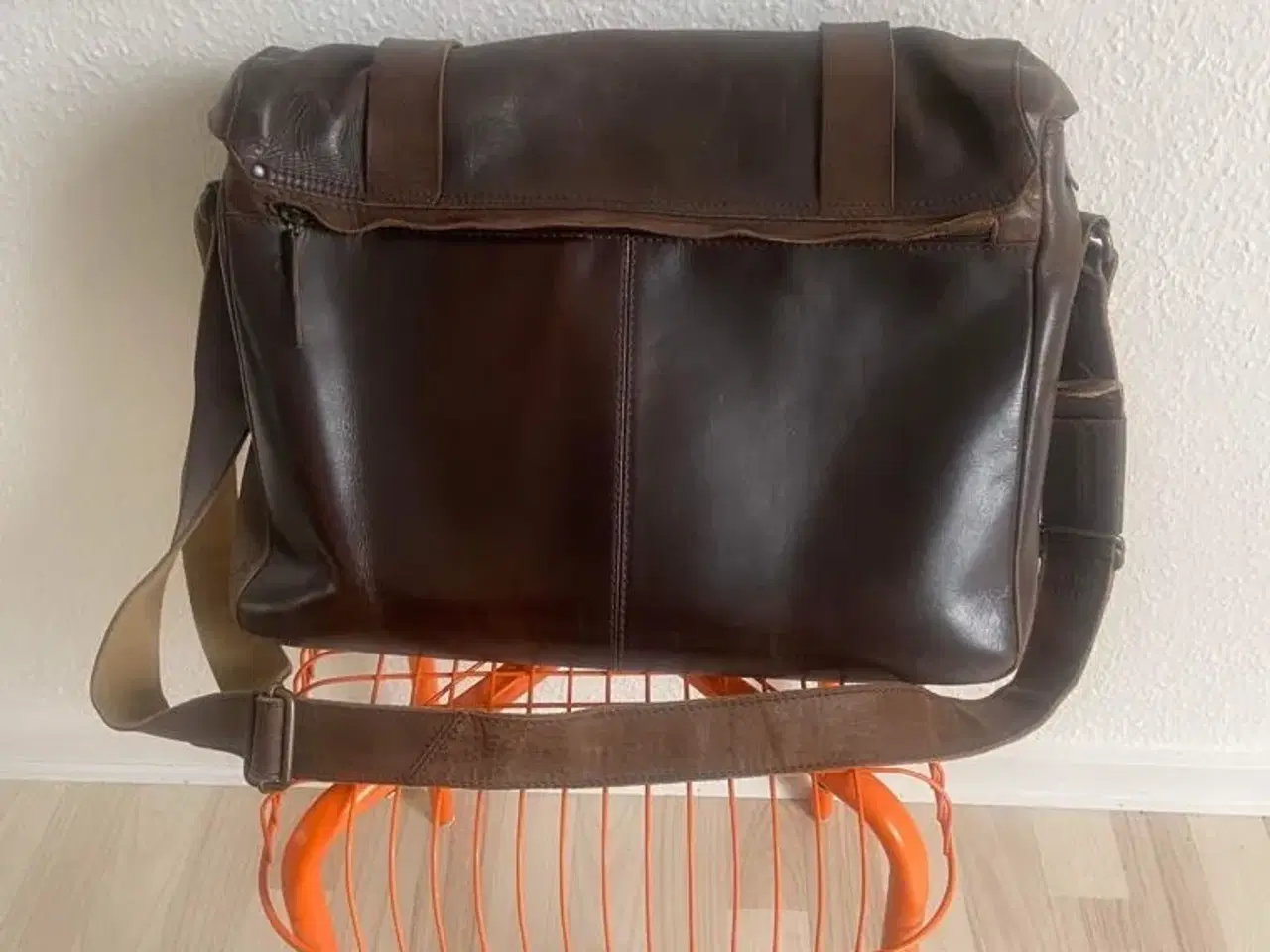 Billede 2 - Lædertaske