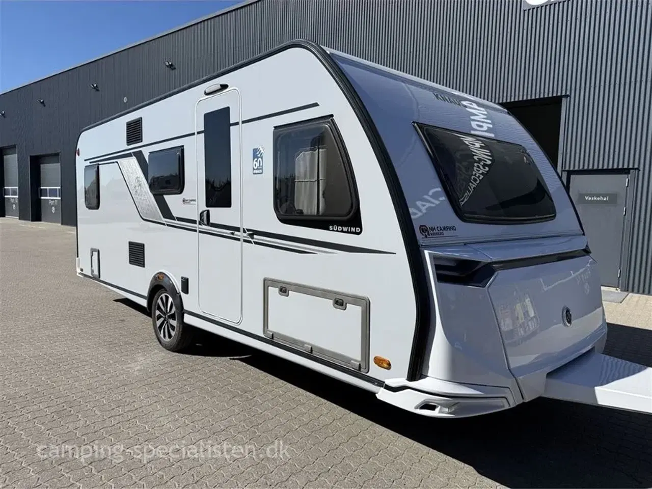 Billede 2 - 2022 - Knaus Südwind 580 QS 60 Years Celebration   Knaus Südwind 580 QS 60 Years  2022 model Se den nu hos Camping-Specialisten.dk