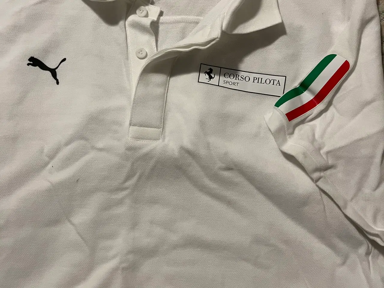 Billede 3 - T-  Shirt gul og hvid 