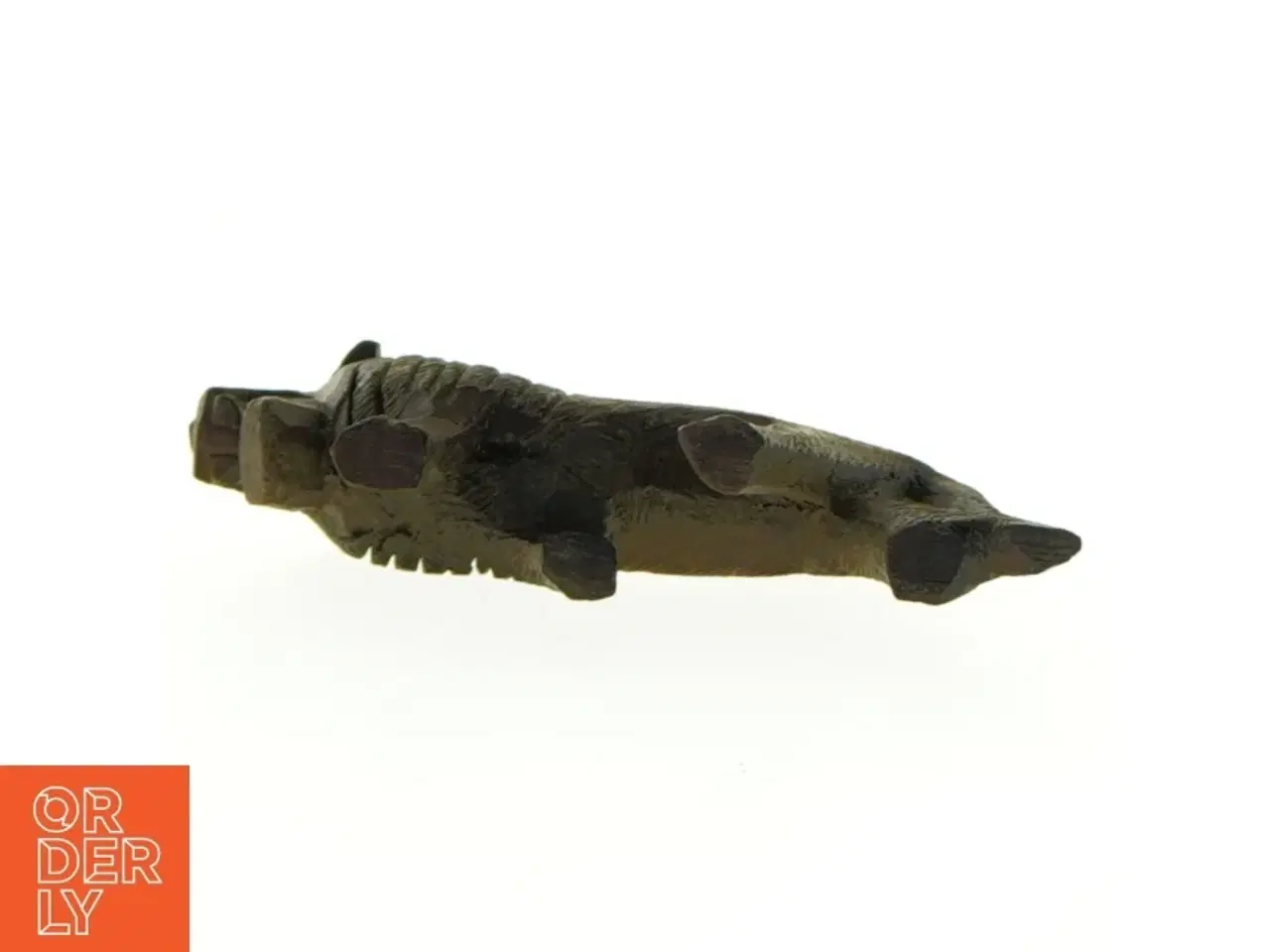 Billede 4 - Træfigur af løve (str. 12 x 7 cm)