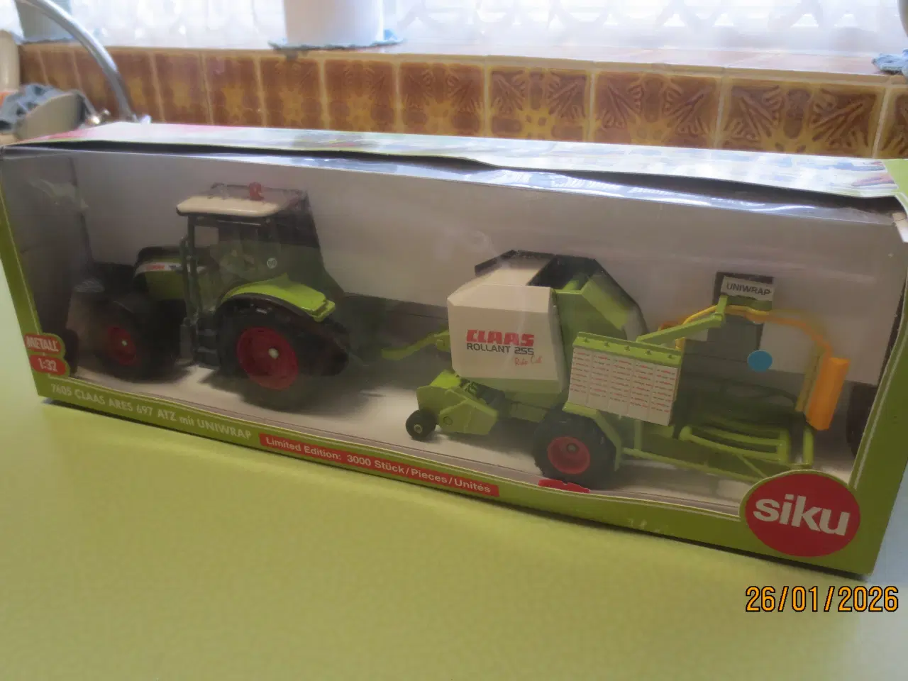 Billede 1 - 1 stk Ny Modeltraktor CLAAS Ares 697 og CLAAS 255