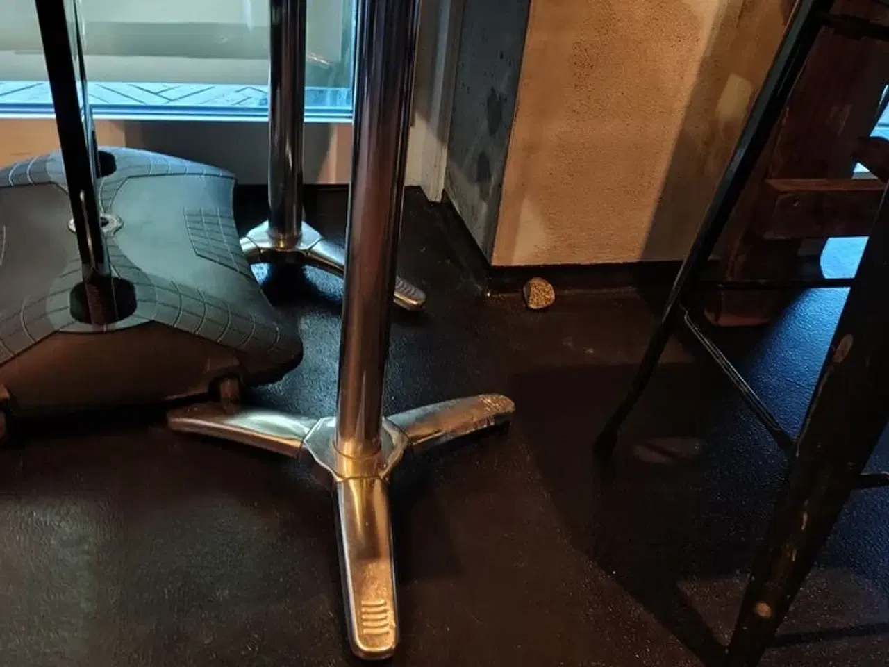 Billede 4 - To caféborde.