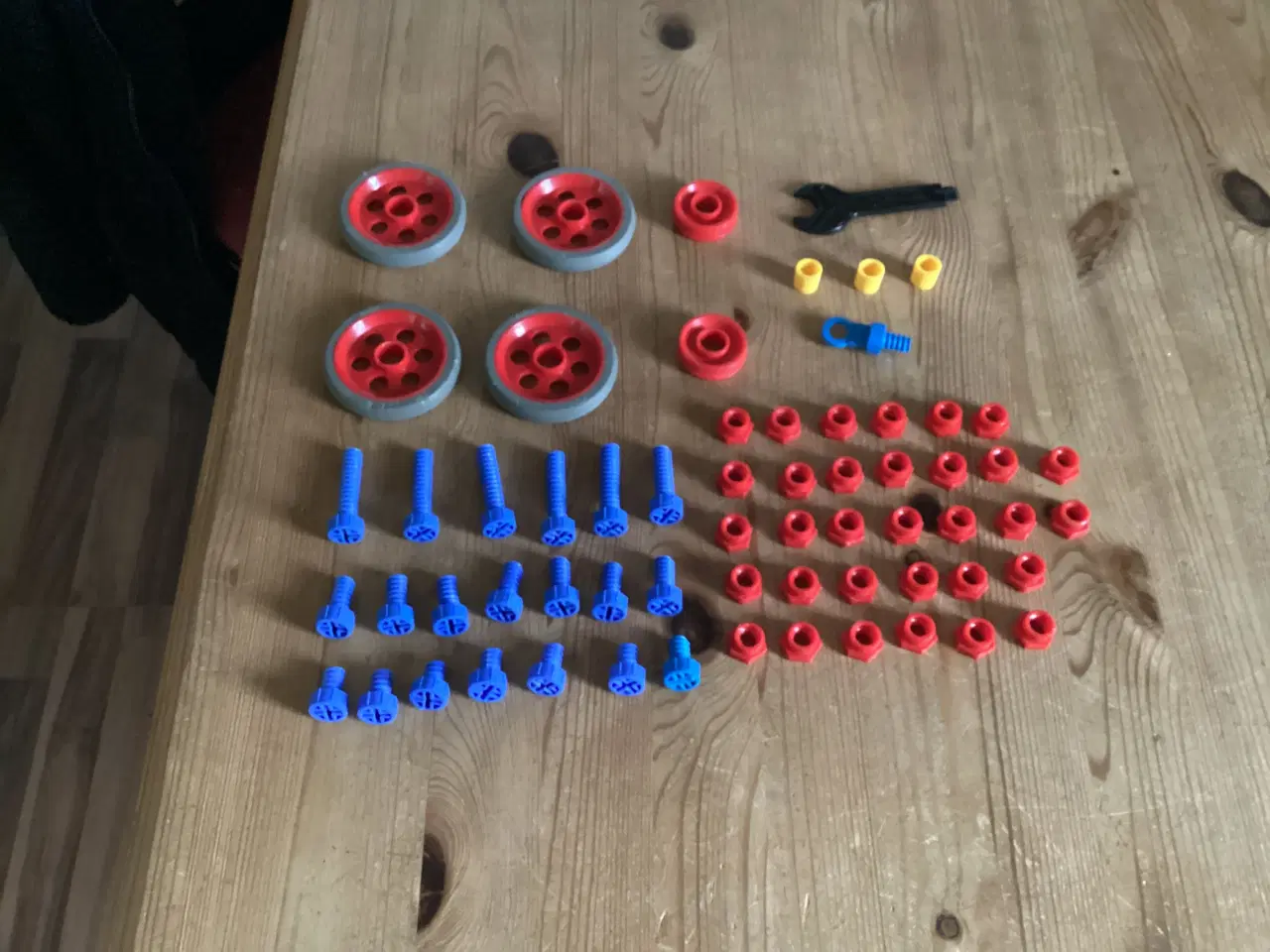 Billede 11 - Bilofix og Hansens Trælegetøj