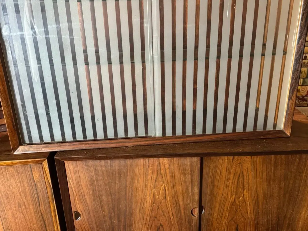 Billede 6 - Poul Cadovius. Væghængt reol system