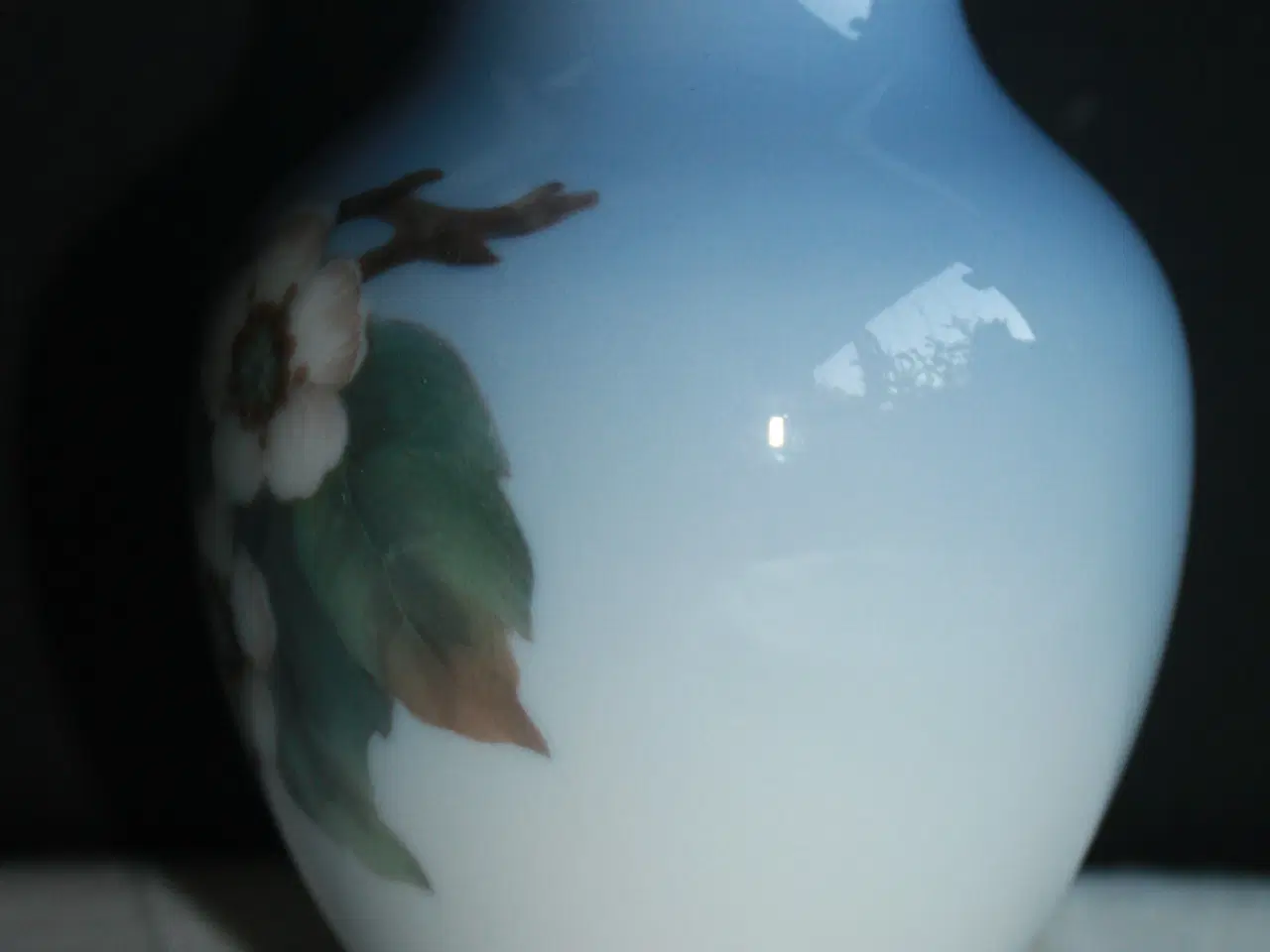 Billede 3 - Vase med brombærkvist fra Royal Copenhagen