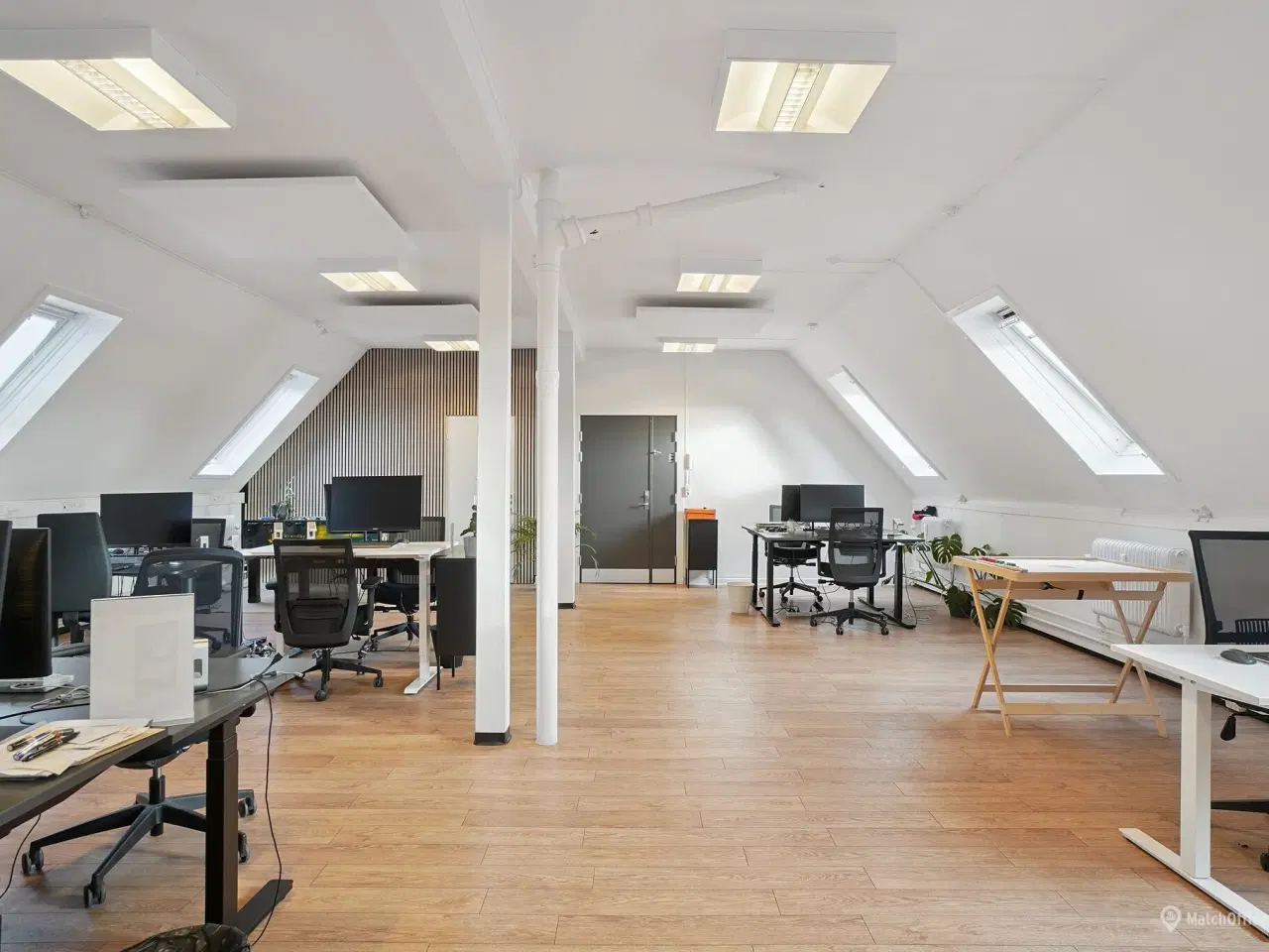Billede 2 - Lyst og funktionelt kontor