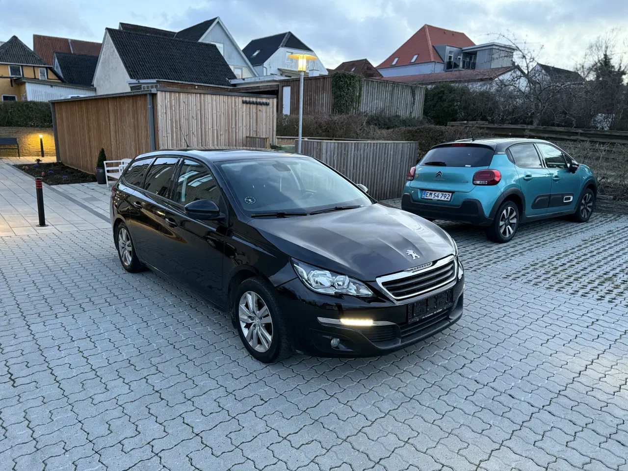 Billede 2 - Peugeot 308 1.2 Benzin Økonomisk