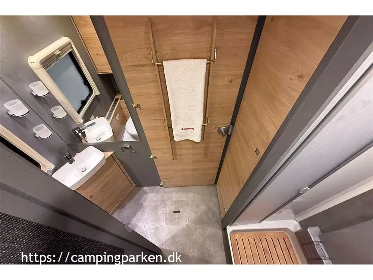 Billede 15 - 2026 - Dethleffs XL Family A 7872-2 En komfortabel vinteroptimeret feriebolig til 6 personer, 180 hk