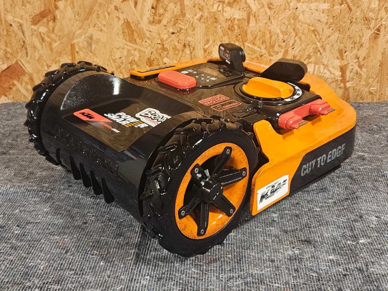Billede 2 - 1000 m2 Robotplæneklipper 