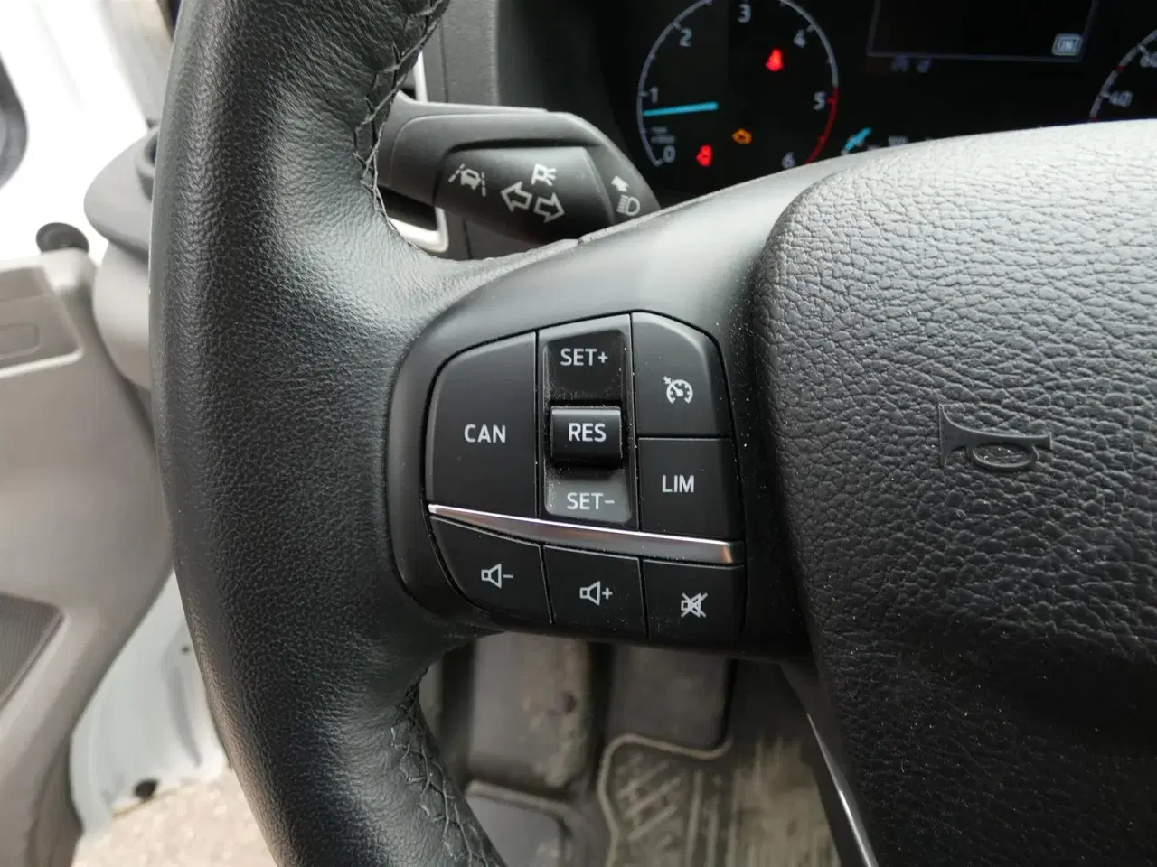 Billede 13 - Ford Transit 350 L3H2 2,0 TDCI HDT Limited RWD 170HK Van 10g Aut.