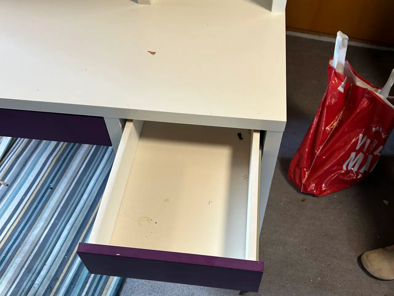 Billede 2 - Skrivebord fra ikea 