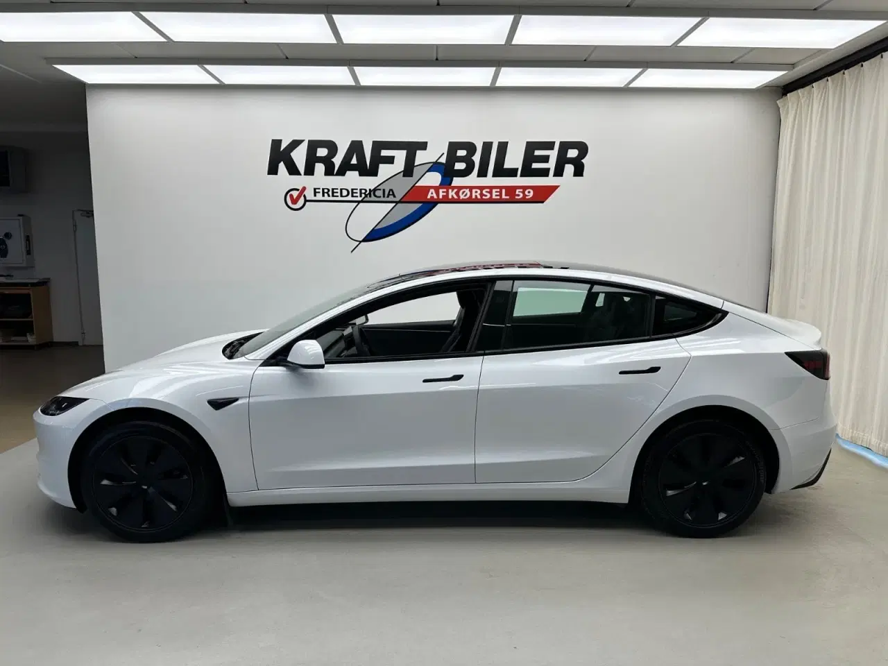 Billede 2 - Tesla Model 3  RWD