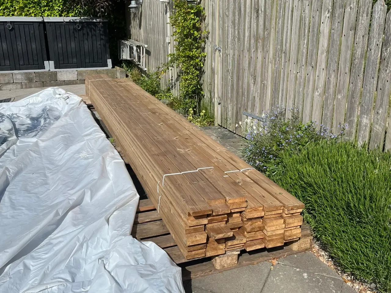 Billede 3 - Terrassebrædder termowood fejlkøb