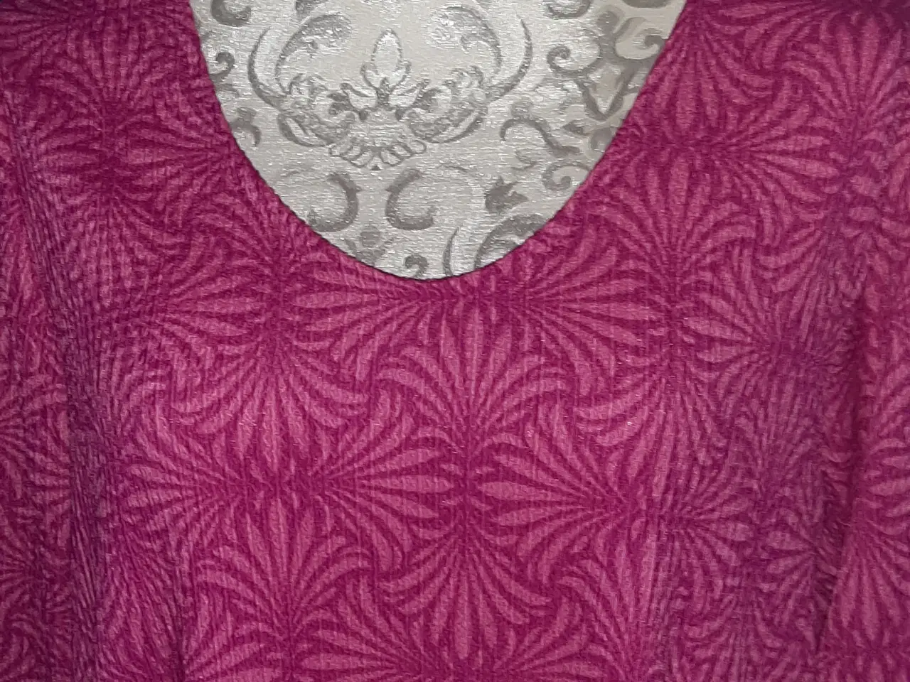 Billede 4 - Kjole-Mini-Maxi.Cherisse farve.m.mønster/Str:Mediu