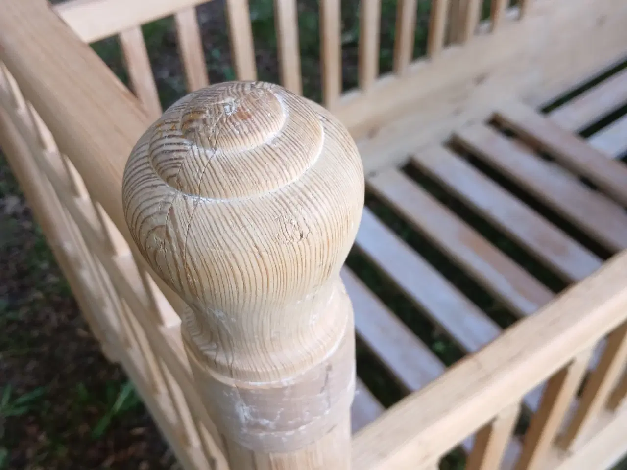 Billede 5 - Antik udtræks børneseng fra omkring år 1900