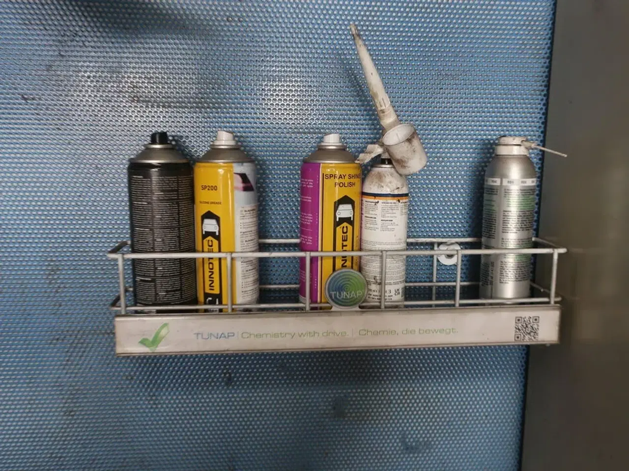 Billede 2 - 2 stk. tavler med indhold