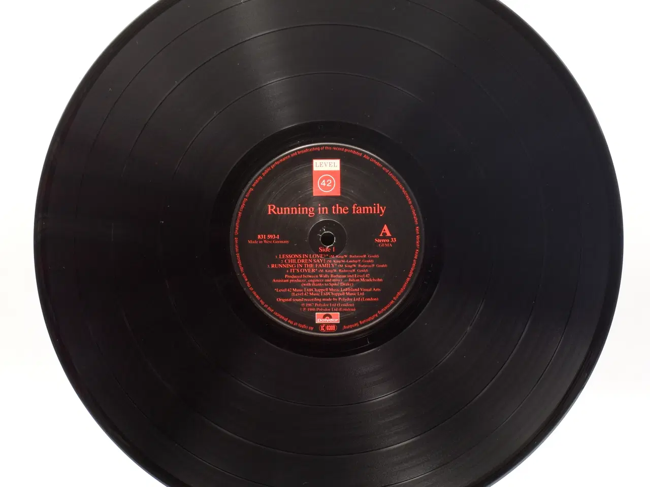 Billede 3 - Level 42 - Running in the Family GER 1987 VG+/VG