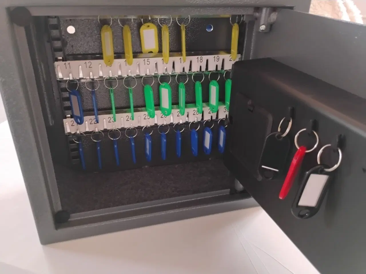 Billede 4 - Safe Elektronisk Nøgleskab Grå Metal