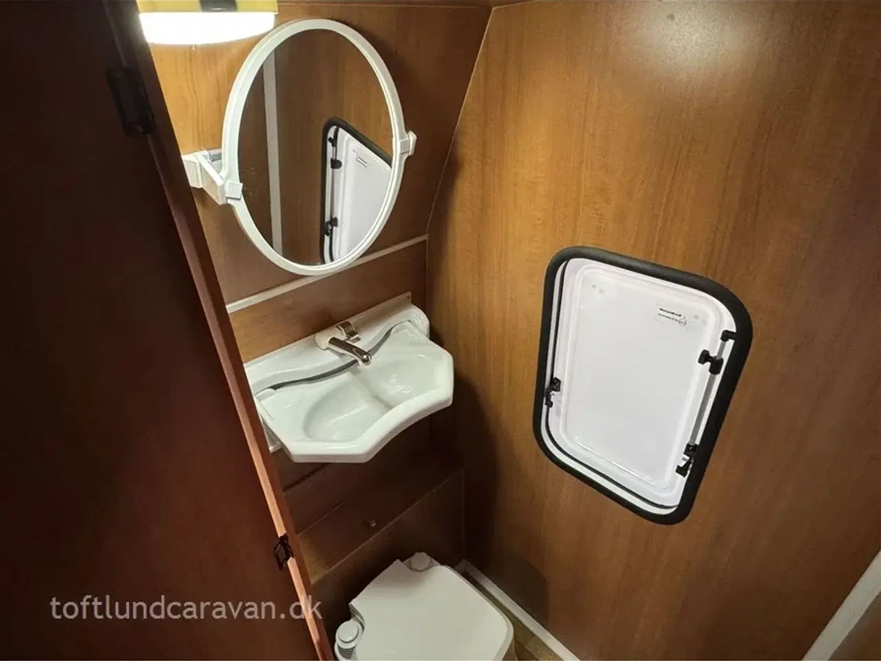 Billede 13 - 2018 - Vega 365 NT GT   DK s LETTESTE KUN 650 kg, 1 ejers, næsten som NY, sælges inkl. fortelt . TILBUD hvem kommer først ?