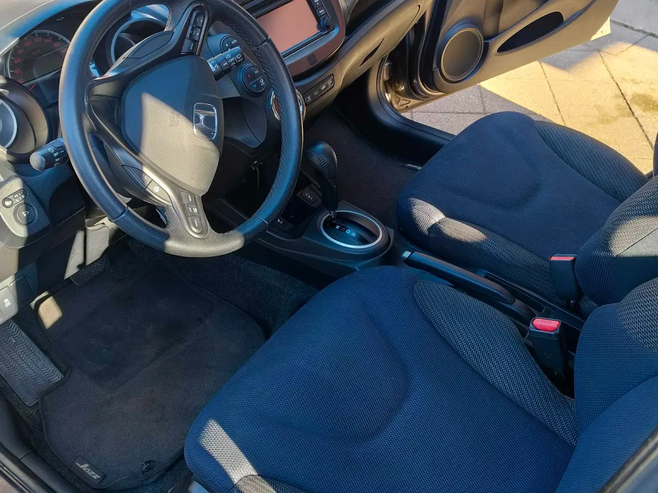 Billede 8 - Økonomisk bil 