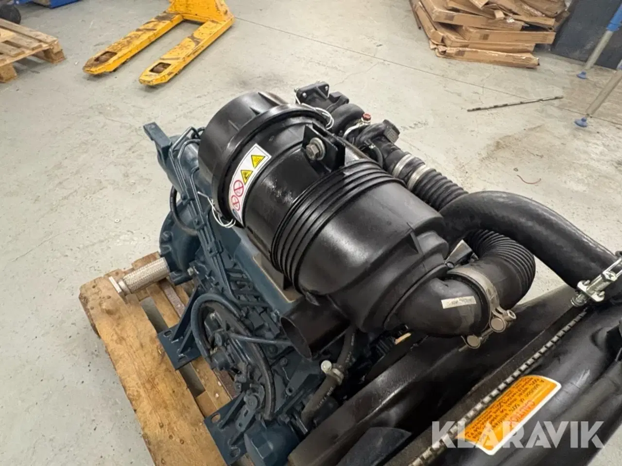 Billede 12 - Motor med køler Kubota V2403-3