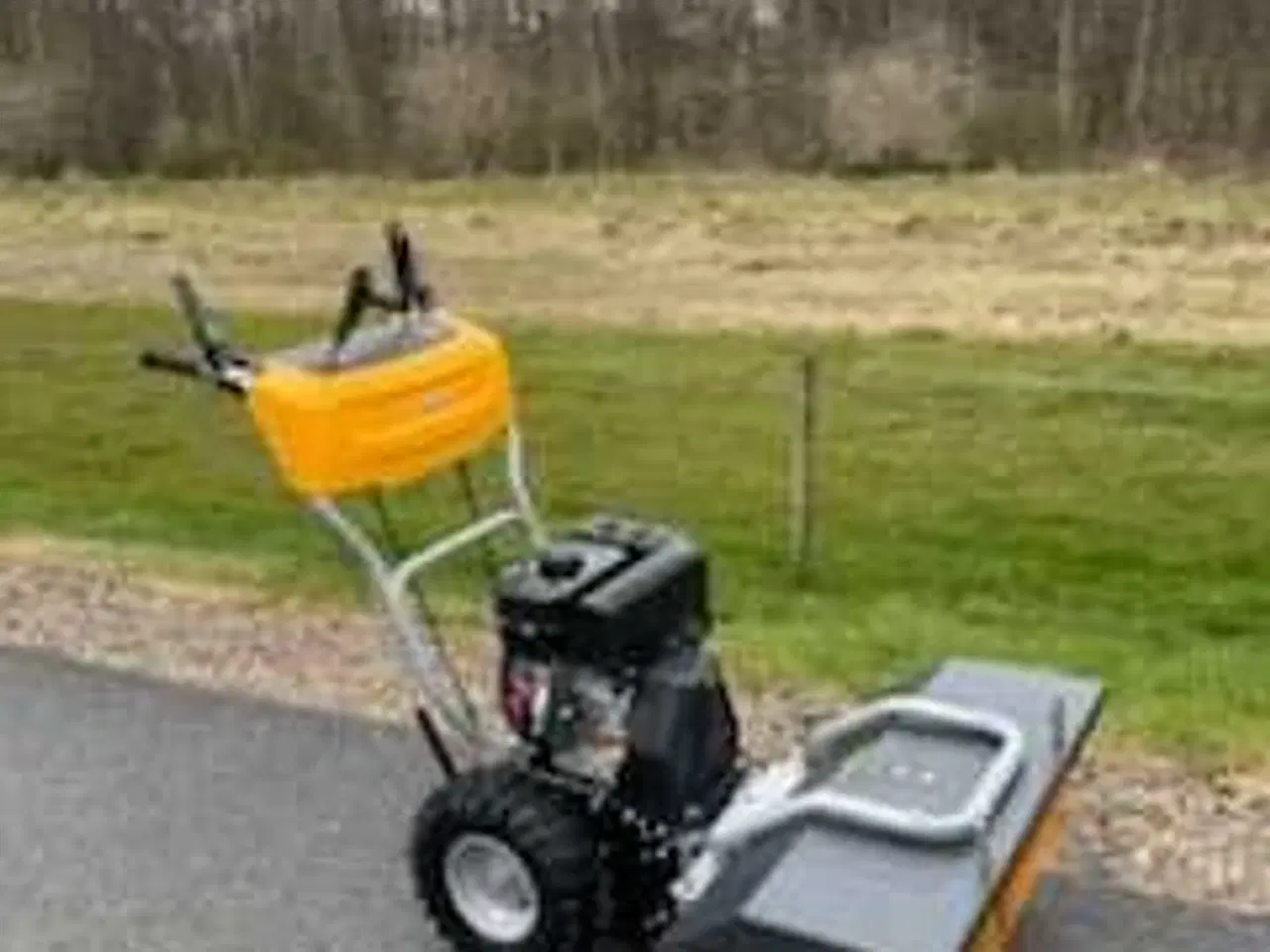 Billede 1 - Fejemaskine+opsamler+sneblad