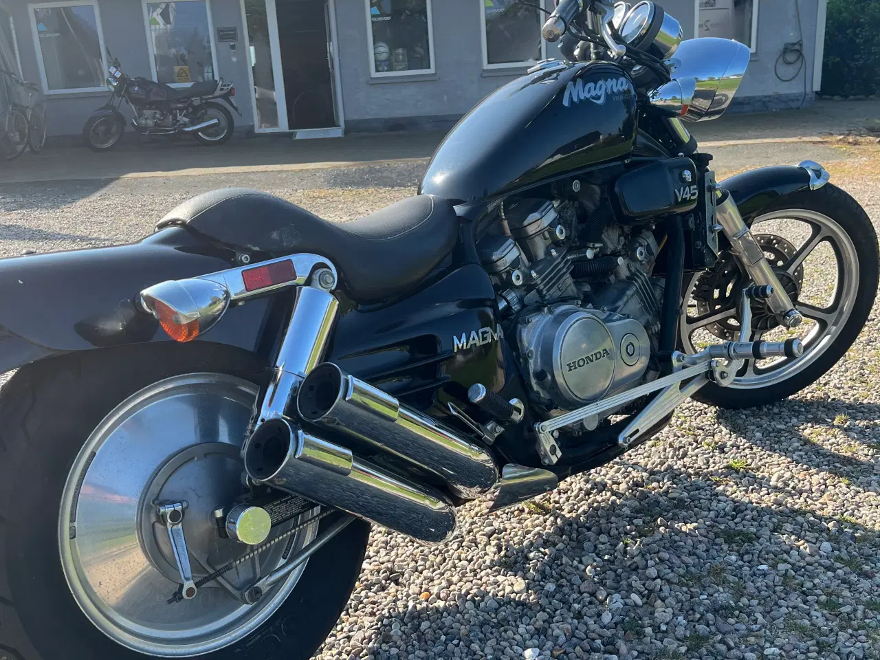 Billede 1 - Honda Super Magna V45