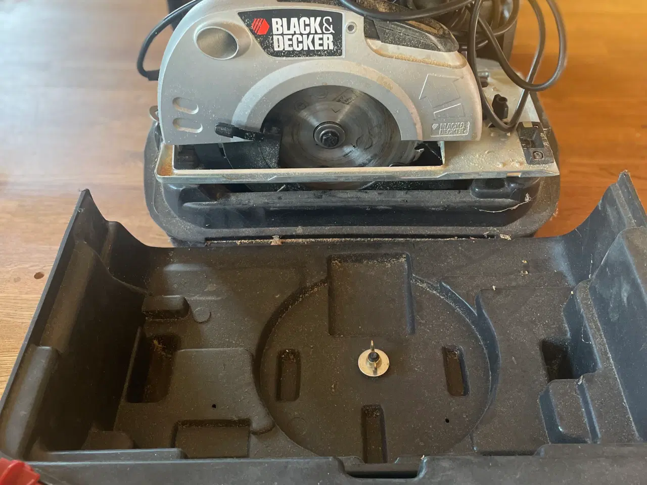 Billede 2 - Black og decker rundsav