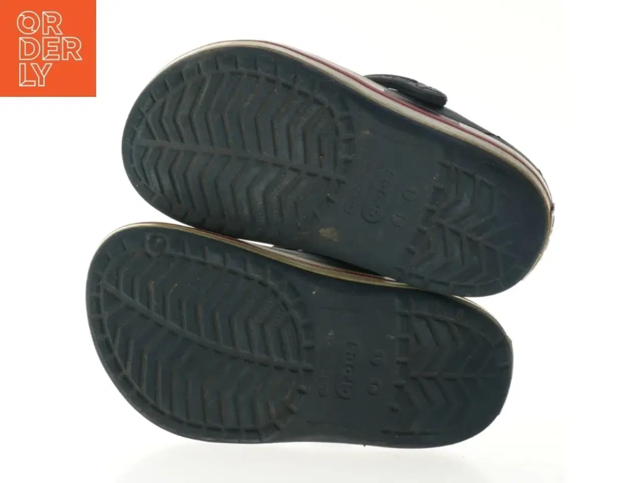 Billede 3 - Brugte mørkeblå sadaler fra Crocs (str. J1 / 32)