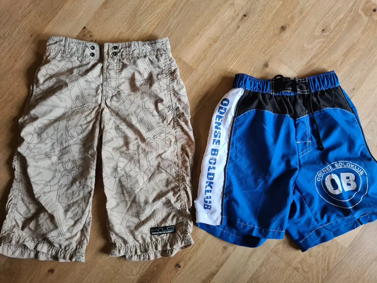 Billede 3 - Bade shorts str 2 år-10 år