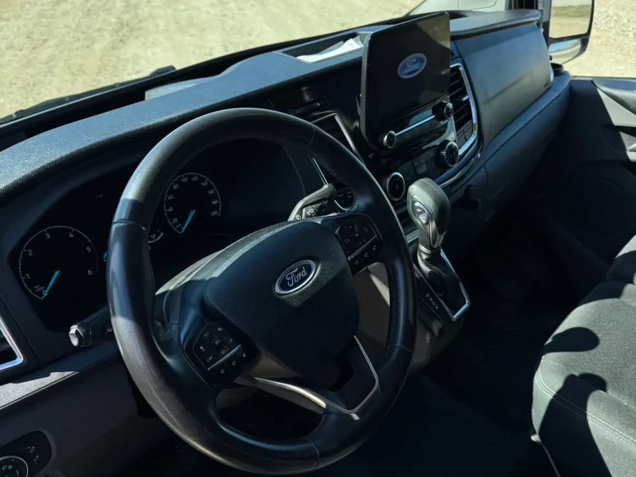Billede 5 - Ford Transit 350 L2 Van 2,0 TDCi 170 Limited aut. H2 FWD