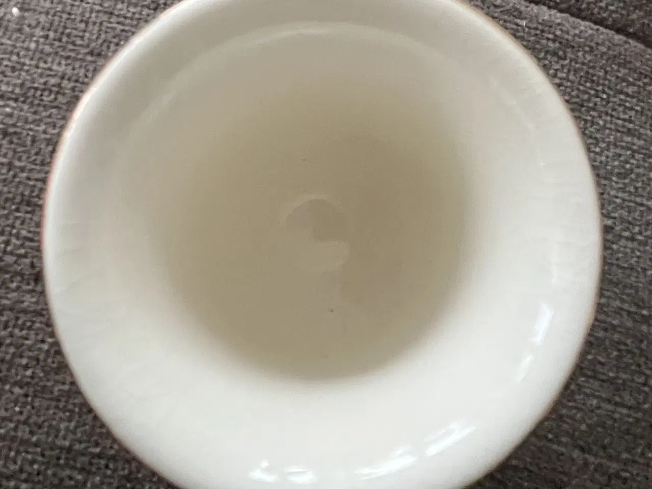 Billede 4 - Aluminia Anna Sofie æggebærer