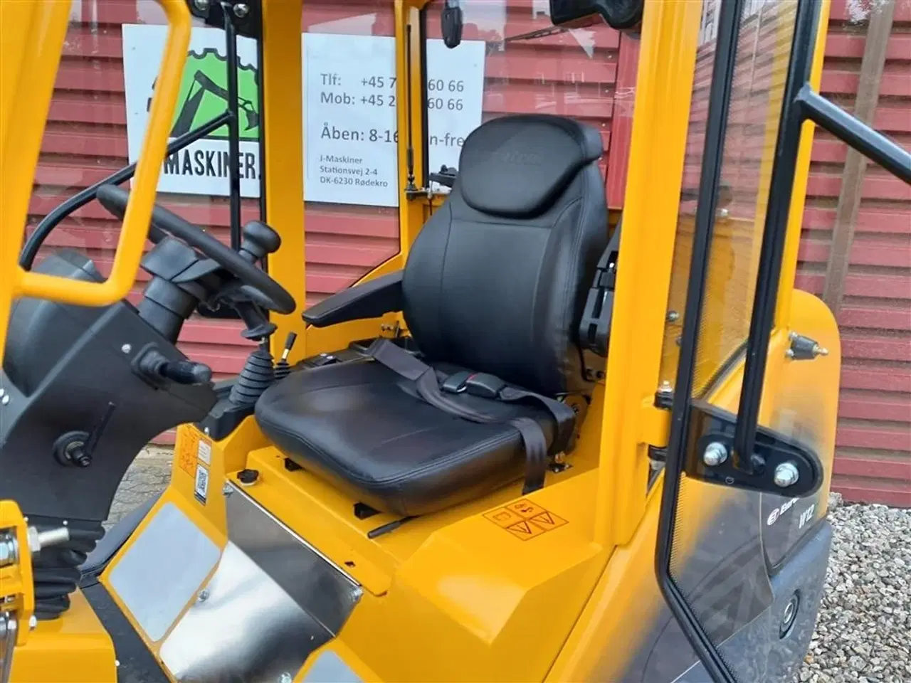 Billede 15 - Eurotrac W12 med førerhus