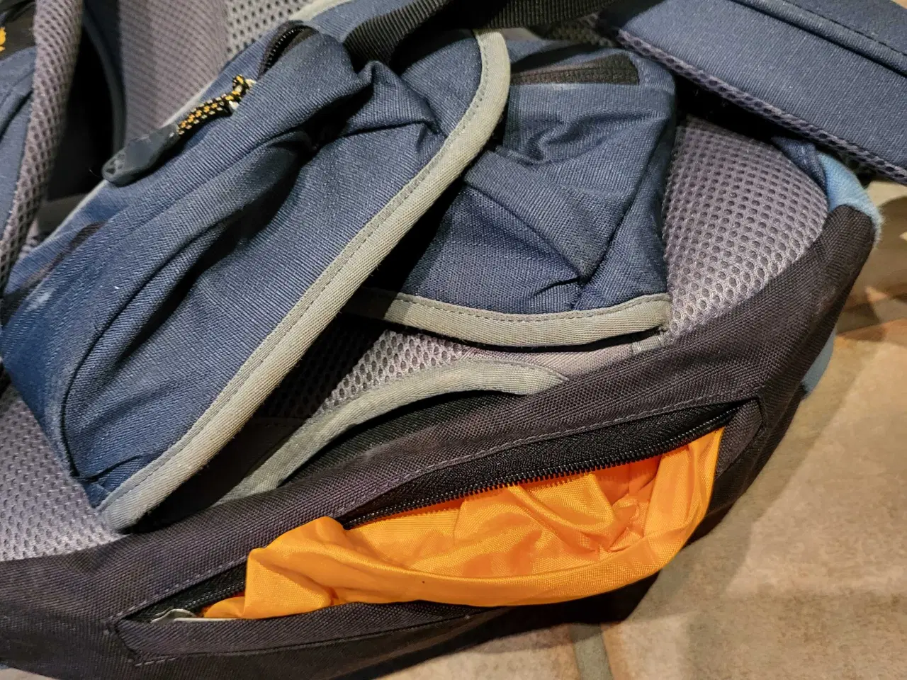 Billede 5 - Lille rygsæk til vandring