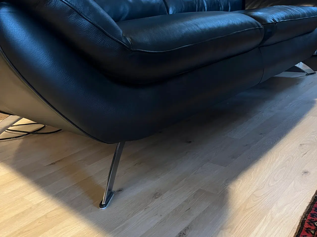 Billede 3 - Semi Anilinlæder sofa