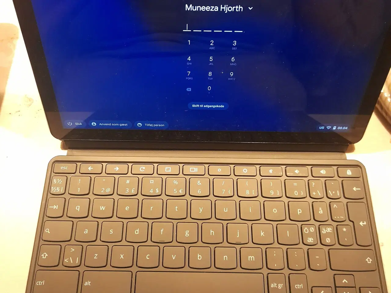 Billede 2 - Pcer Lenovo tablet kombi med tastatur 
