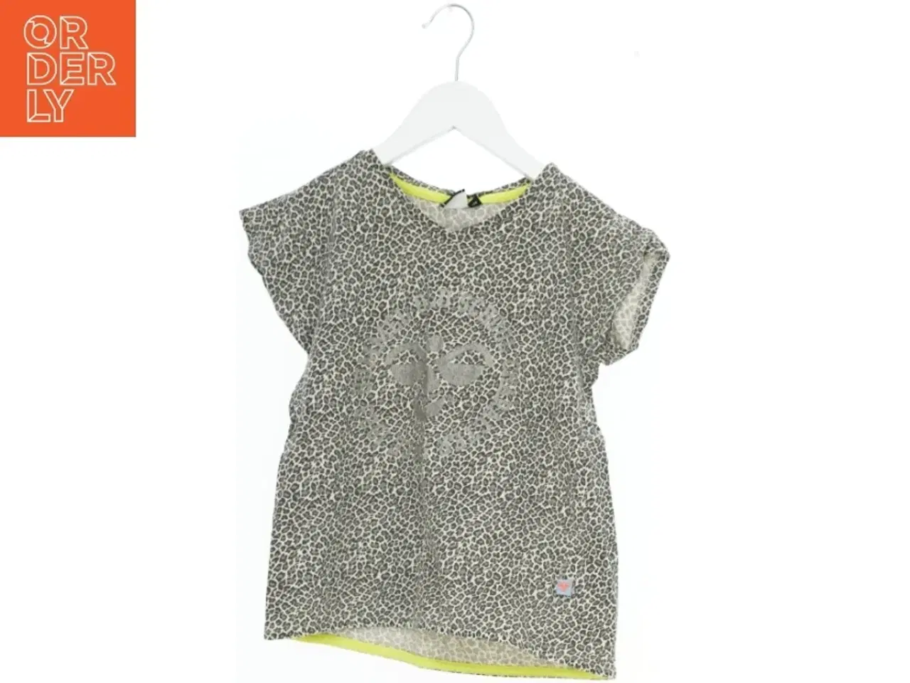 Billede 1 - Leopardprint T-shirt med glittermotiv fra Hummel (str. 128)