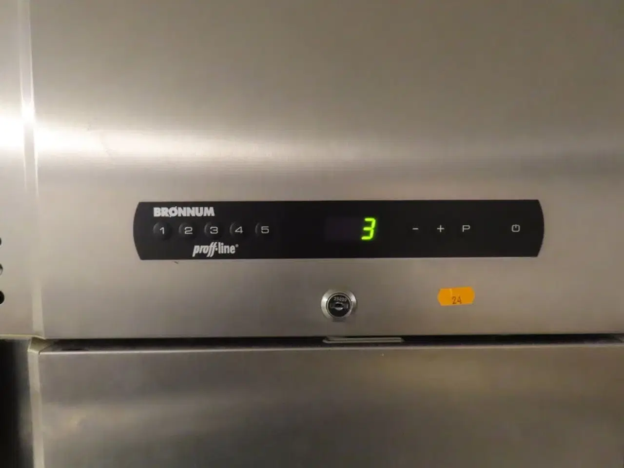 Billede 2 - Industrikøleskab, GRAM PLUS K 600 RCG BRØNN