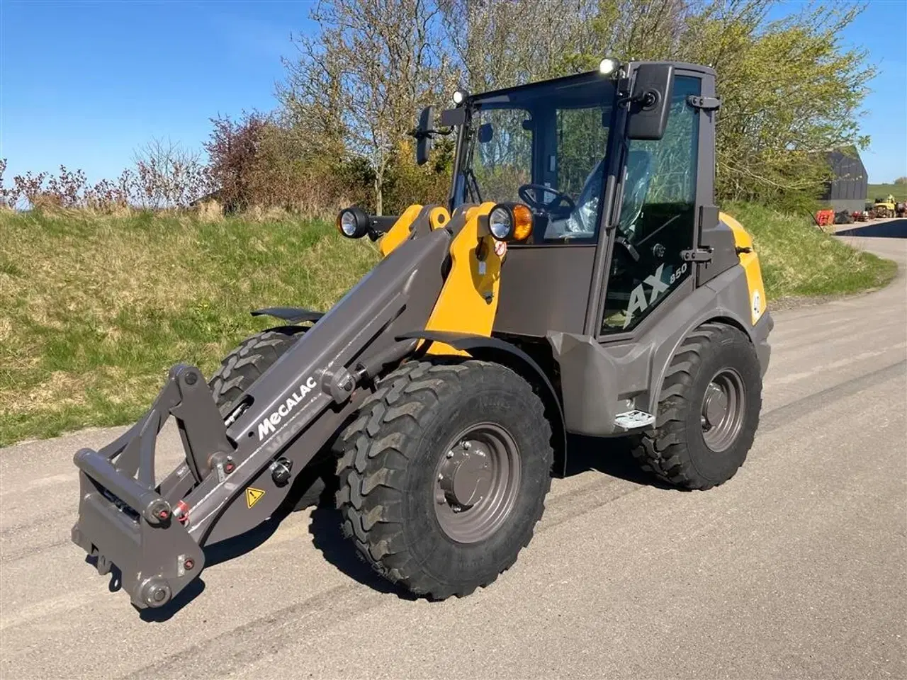 Billede 1 - Mecalac AX 850 Monobom med hydraulisk hurtigskift