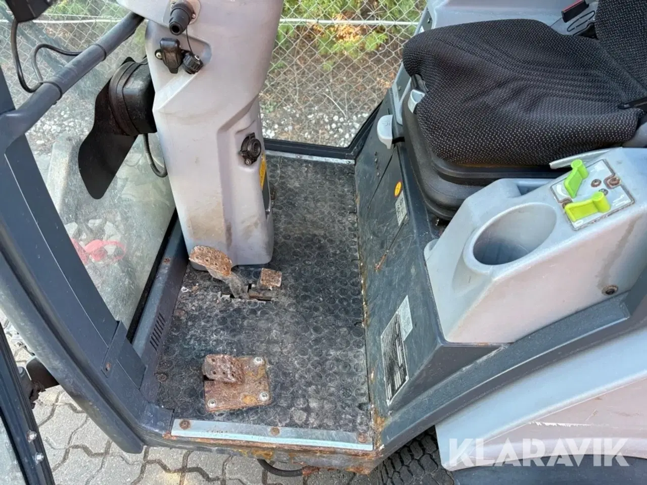 Billede 9 - Redskabsbærer Hako Citymaster 600